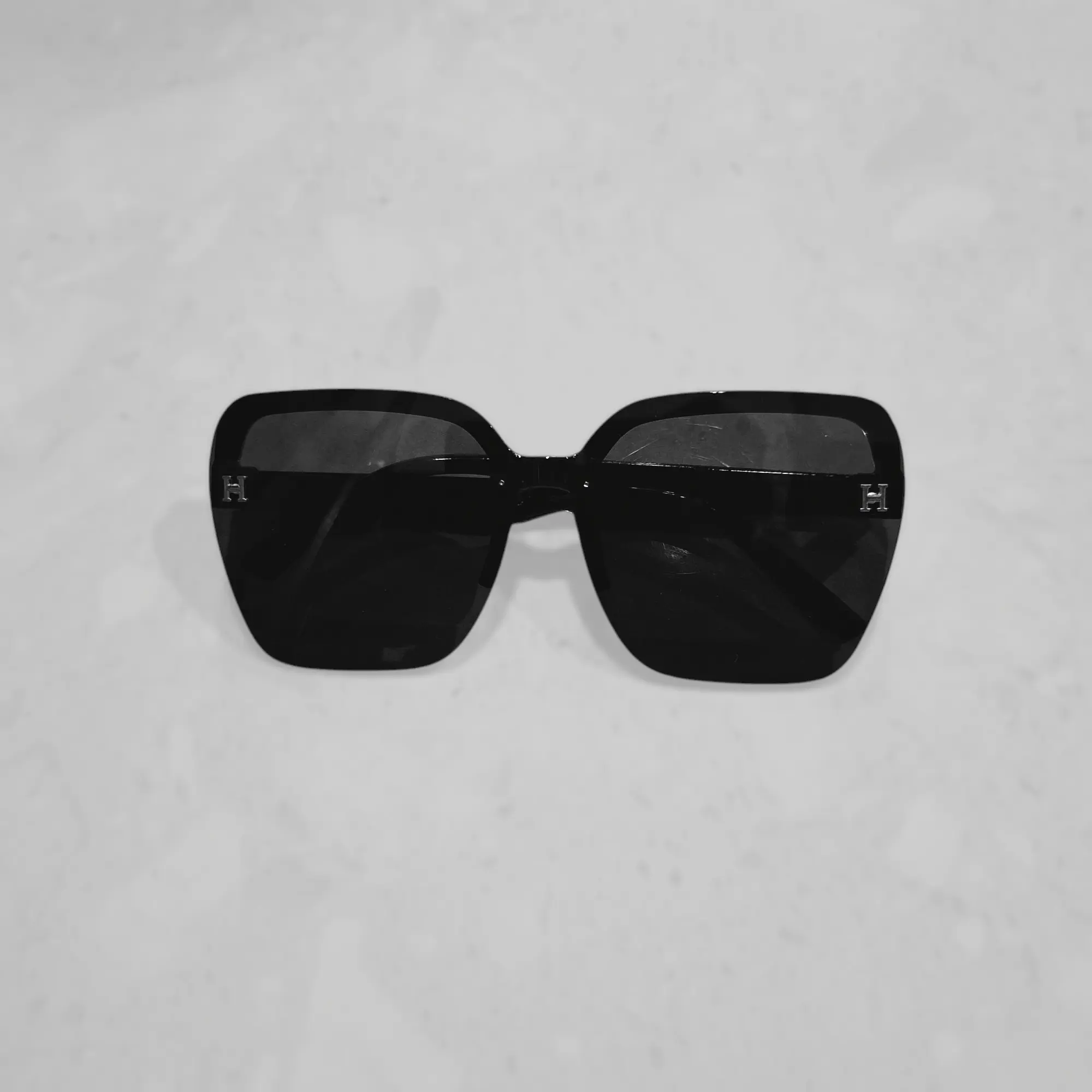 kacamata hitam model kch-017